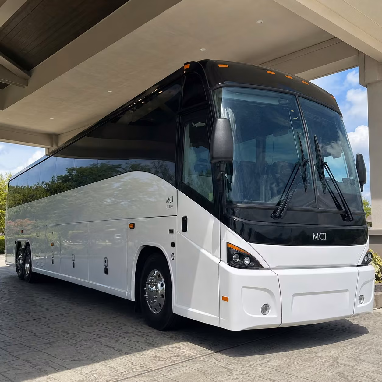airport transfers and multi city employee shuttles serving salem and the pacific northwest