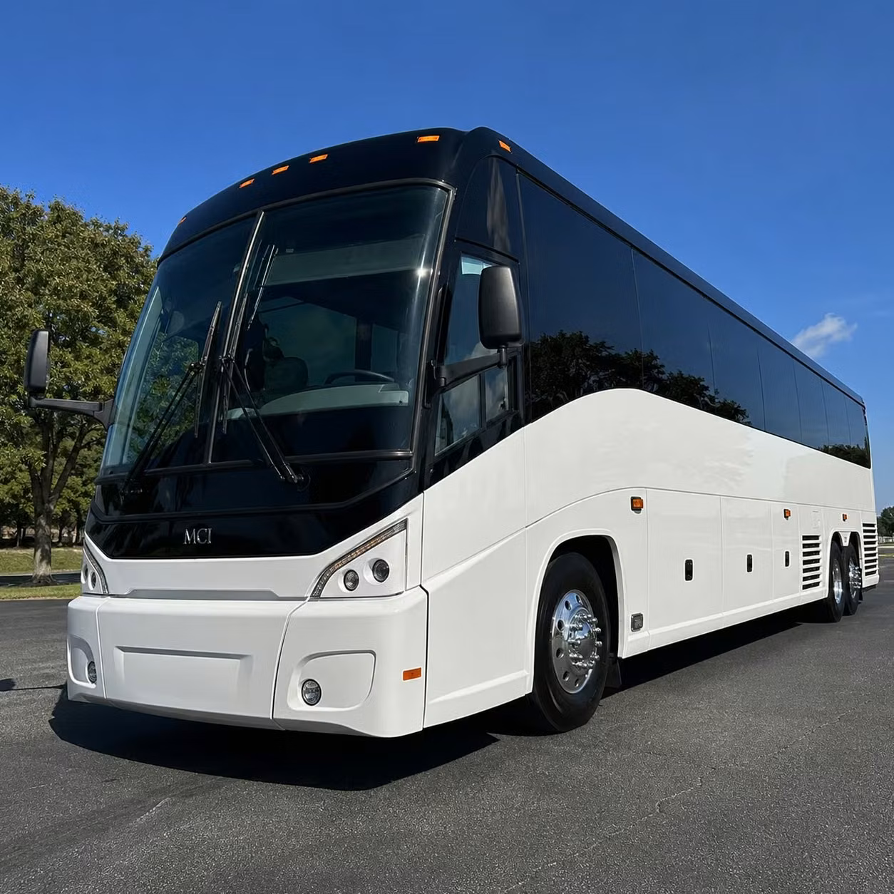 need long distance bus transportation for a salem sports team or tournament group