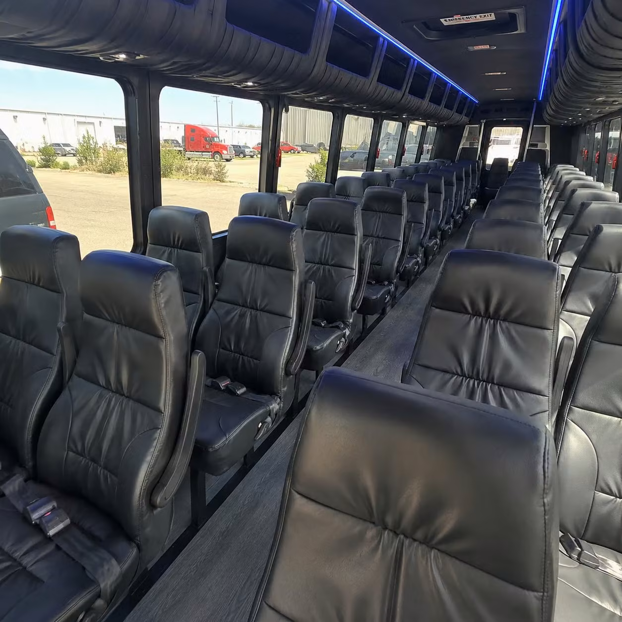 salem 30 passenger minibus rental